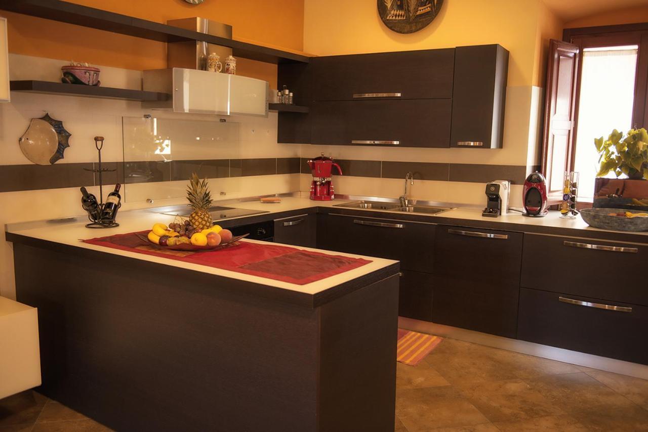 Luxury Home Bosa Apartment Extérieur photo